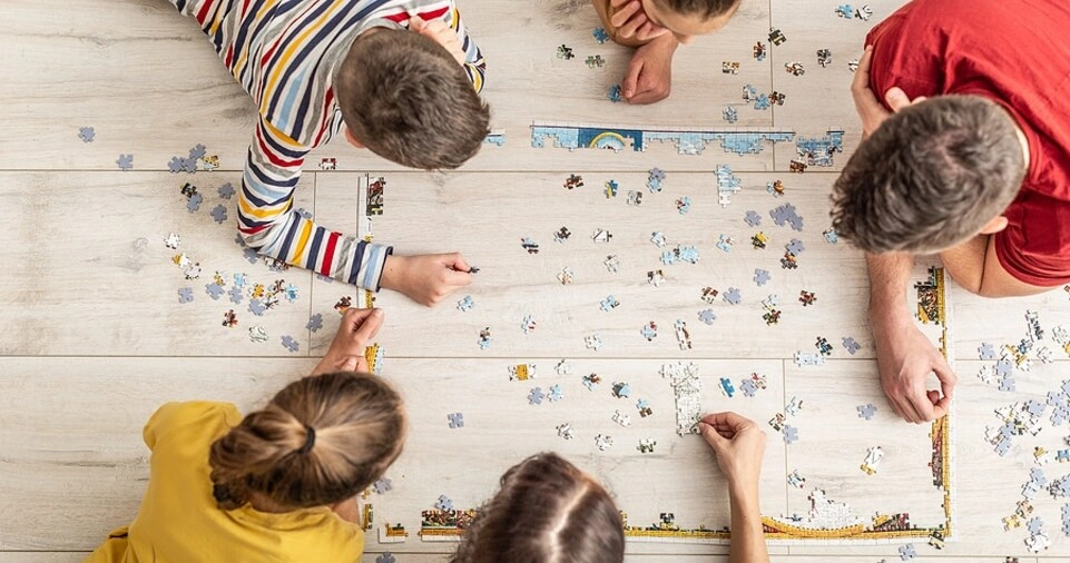 How to Turn Jigsaw Puzzle Time into a Fun Family Activity